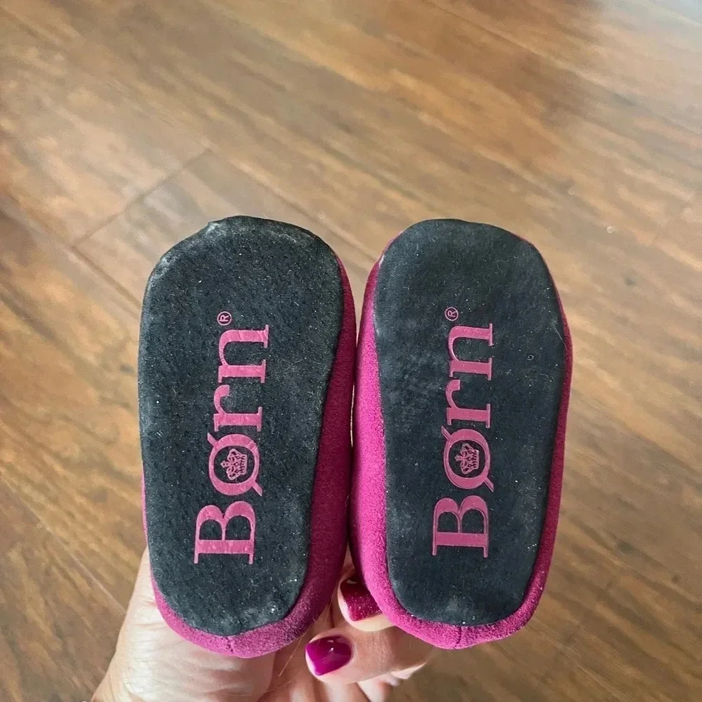 Nuborn by Bjorn infant suede fuchsia dress shoesNWT- Size 1